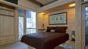 Room - Beautiful waterfall views & Highlands Architect.  Like nothing you've ever seen! (Westminster)