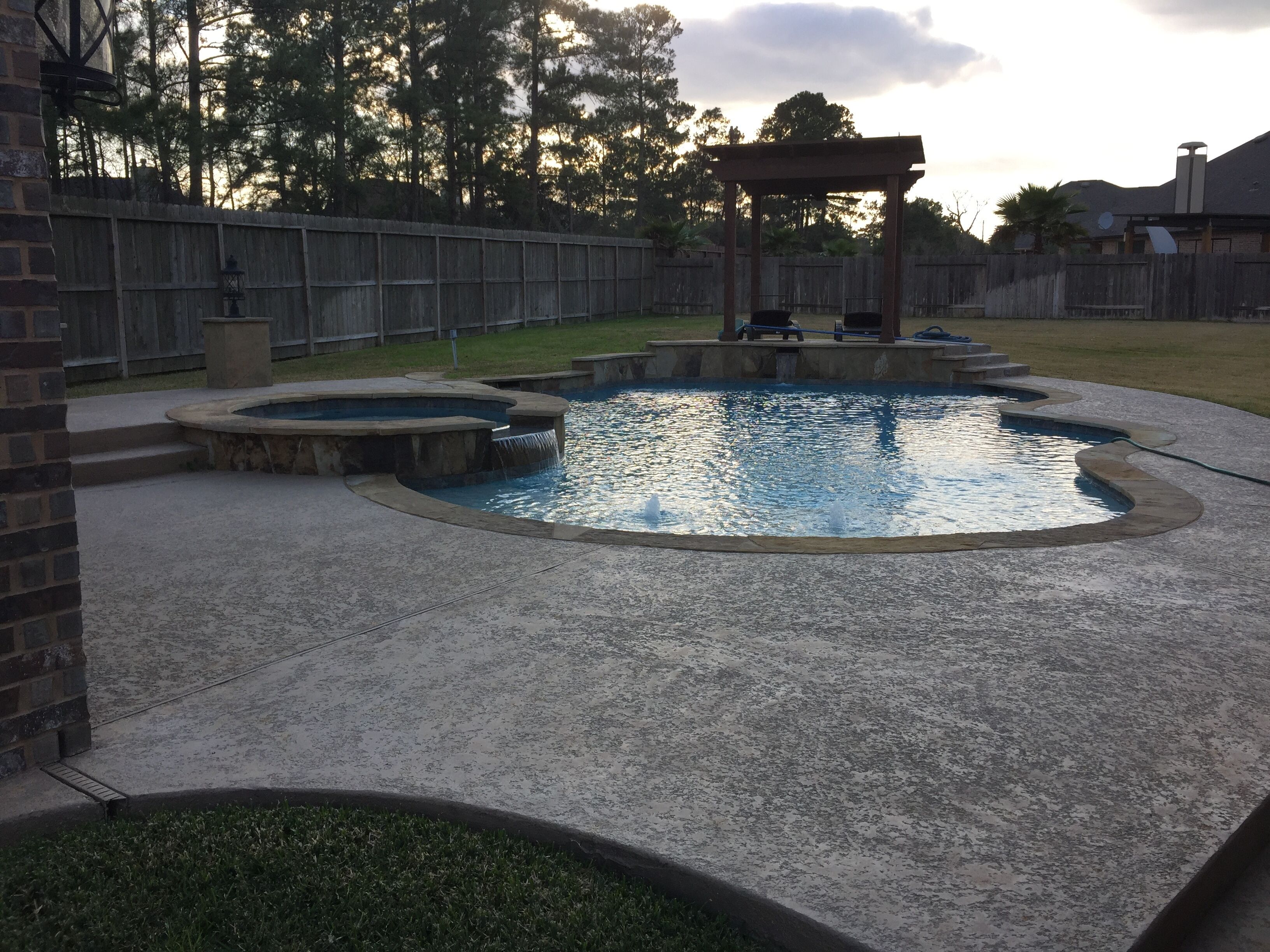 Nice Family Friendly, WalMart and HEB & Wallgreens Walking, Iron Man