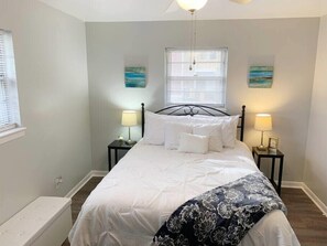 2 makuuhuonetta, silitysrauta/-lauta, Wi-Fi