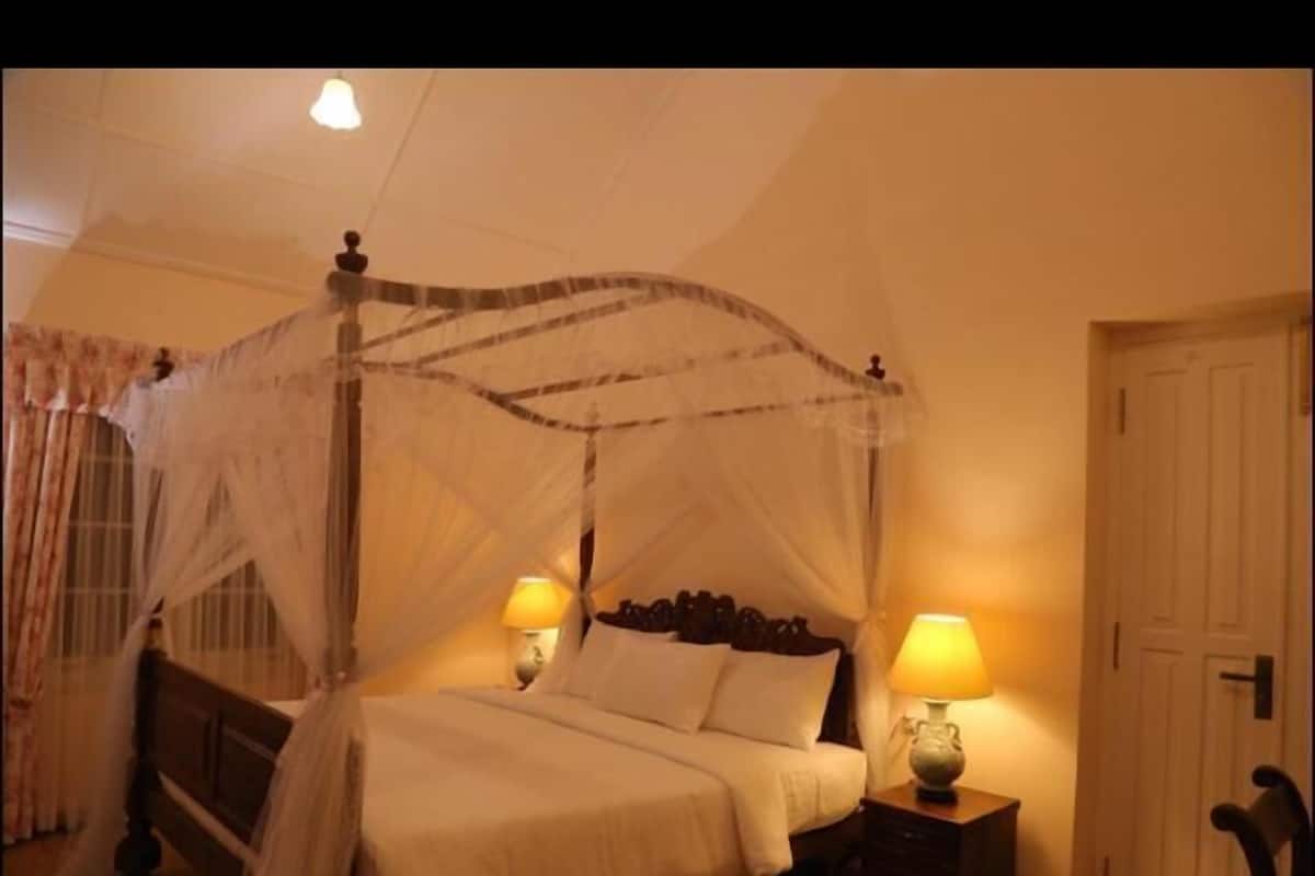 Double Room, Garden View | Rollaway beds