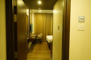 Estudio | Caja de seguridad en la habitación, insonorización y wifi gratis