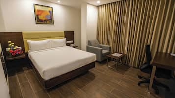 In-room safe, soundproofing, free WiFi