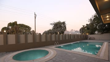 Seasonal outdoor pool