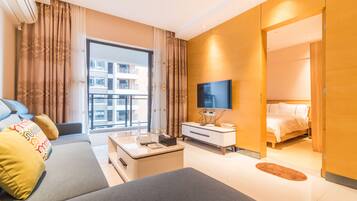 Boutique Apartment, 2 Bedrooms | Premium bedding, blackout drapes, soundproofing, iron/ironing board