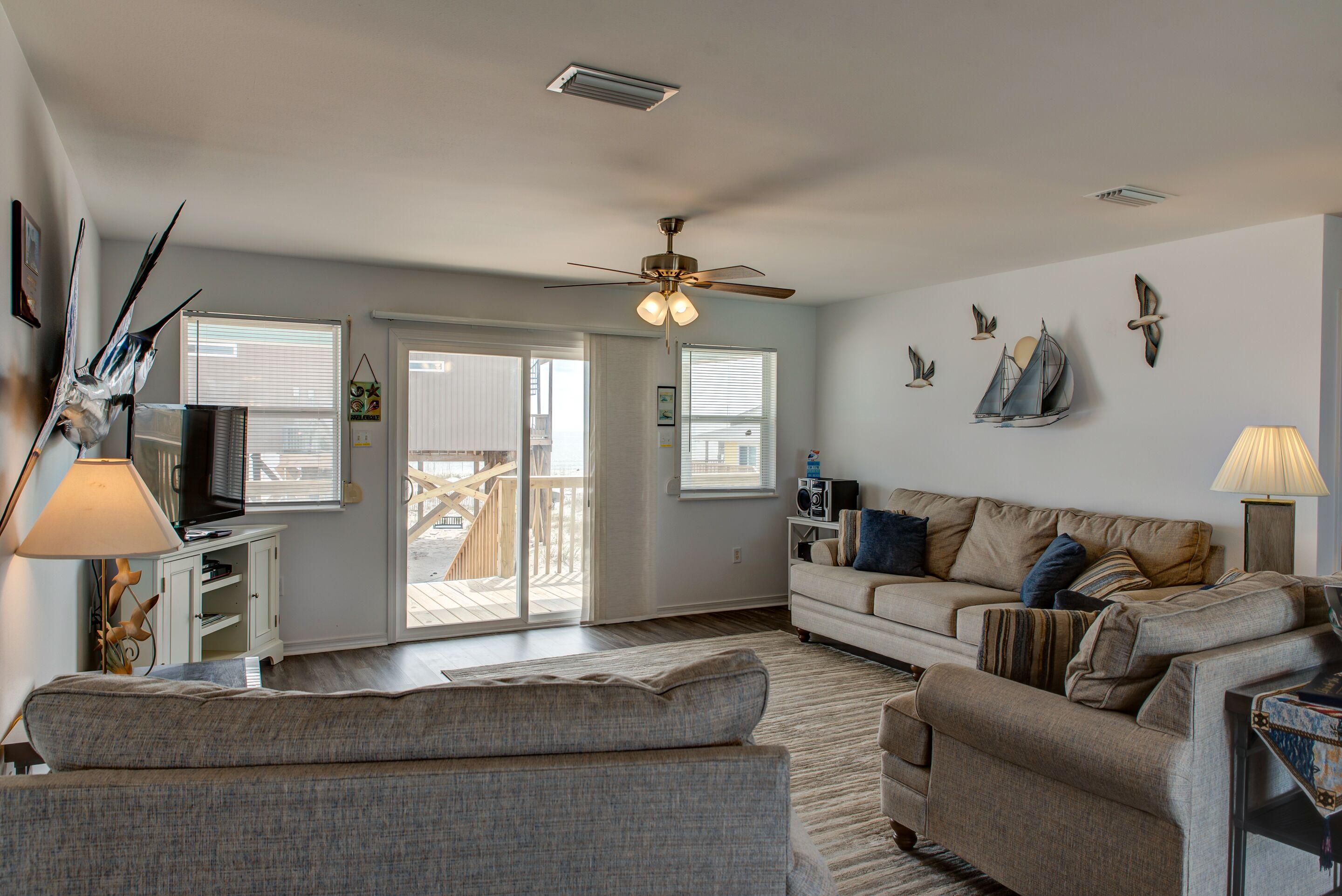 Sandbar - Gulf View Beach House with Crows Nest, Right on the Beach
