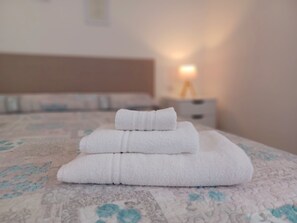 Comfort-Dreibettzimmer, Nichtraucher, Gartenblick