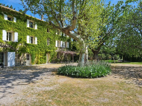 Large country house with swimming pool