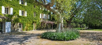 Grande casa colonica del 18 ° secolo in campagna