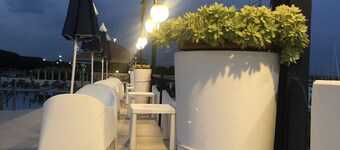 Sea Life Boat and Breakfast