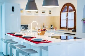 Fridge, microwave, oven, stovetop - Ghea Apartment (Corralejo Fuerteventura) (Corralejo)