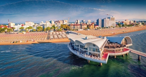 Elegant villa in Lignano Pineta