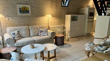 Télévision, livres, chaßne hi-fi