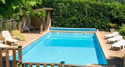 Homerez - Charming Villa with garden in Sarlat-la-Canéda