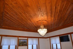 Télévision à écran plat