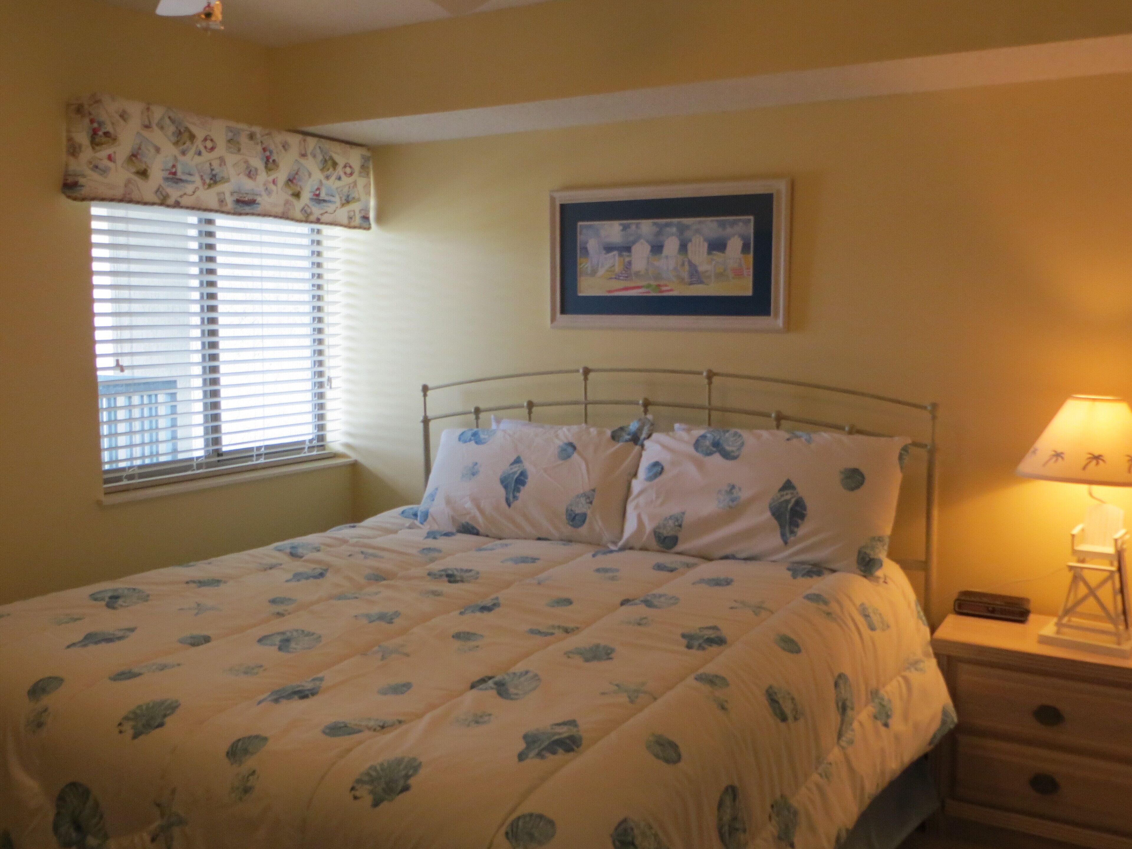 Mimi"s Getaway. Newly Renovated. Beautiful Oceanfront Views...
