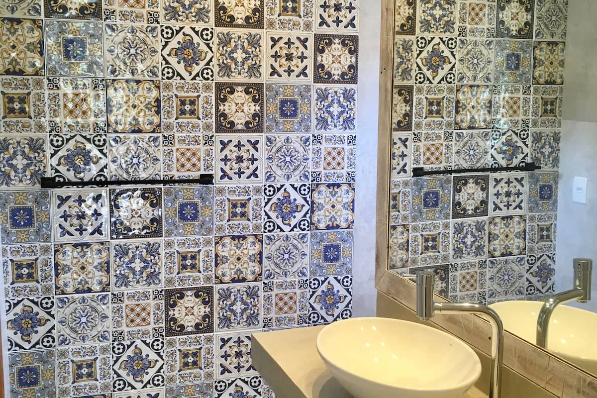 room, 2 bedrooms, non smoking, ocean view | bathroom | shower, hair dryer, towels, soap