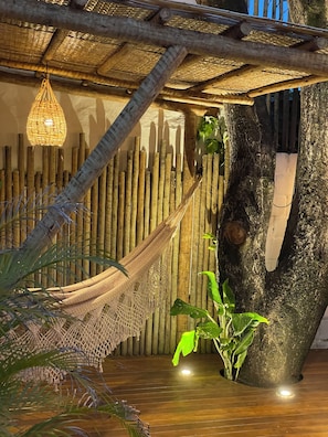 Sábanas de algodón egipcio, ropa de cama de alta calidad y minibar