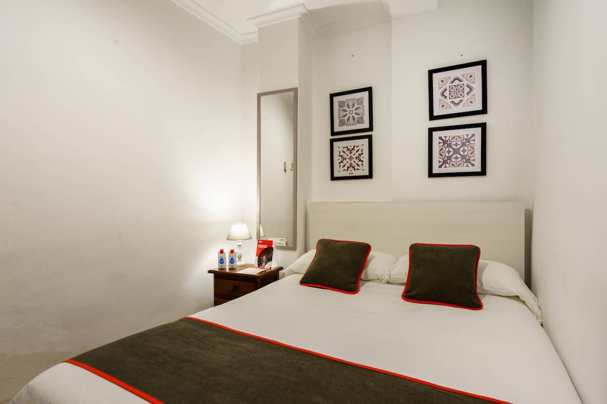 Habitación doble | Escritorio, cortinas blackout, insonorización y wifi gratis