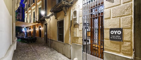 EntrĂ©e de lâhĂ©bergement