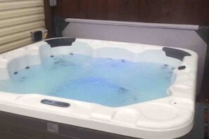 室外 Spa 池