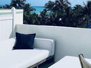 Property grounds - Oceanfront Oceanview balcony luxury south beach Penthouse  (Miami Beach)
