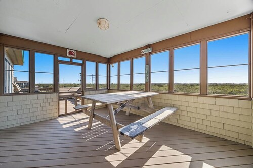 Sea Song II | 470 pies de la playa | Piscina privada, jacuzzi