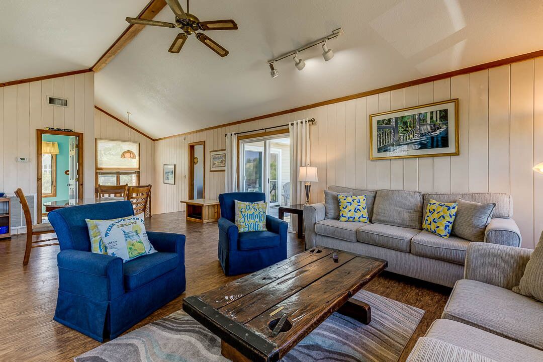 Lemon Drop Inn | 2754 ft from the Beach | Dog Friendly, Private Pool, Hot Tub | Corolla