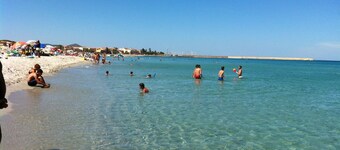 100 M. DALLA SPIAGGIA