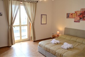 Chambre Double, vue port