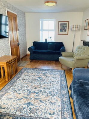 Smart TV, DVD player, books, video library