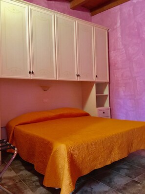 1 bedroom, in-room safe, WiFi