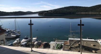 Villa Pina Tisno TOP**** Luxury penthouse Panorama with fantastic sea view