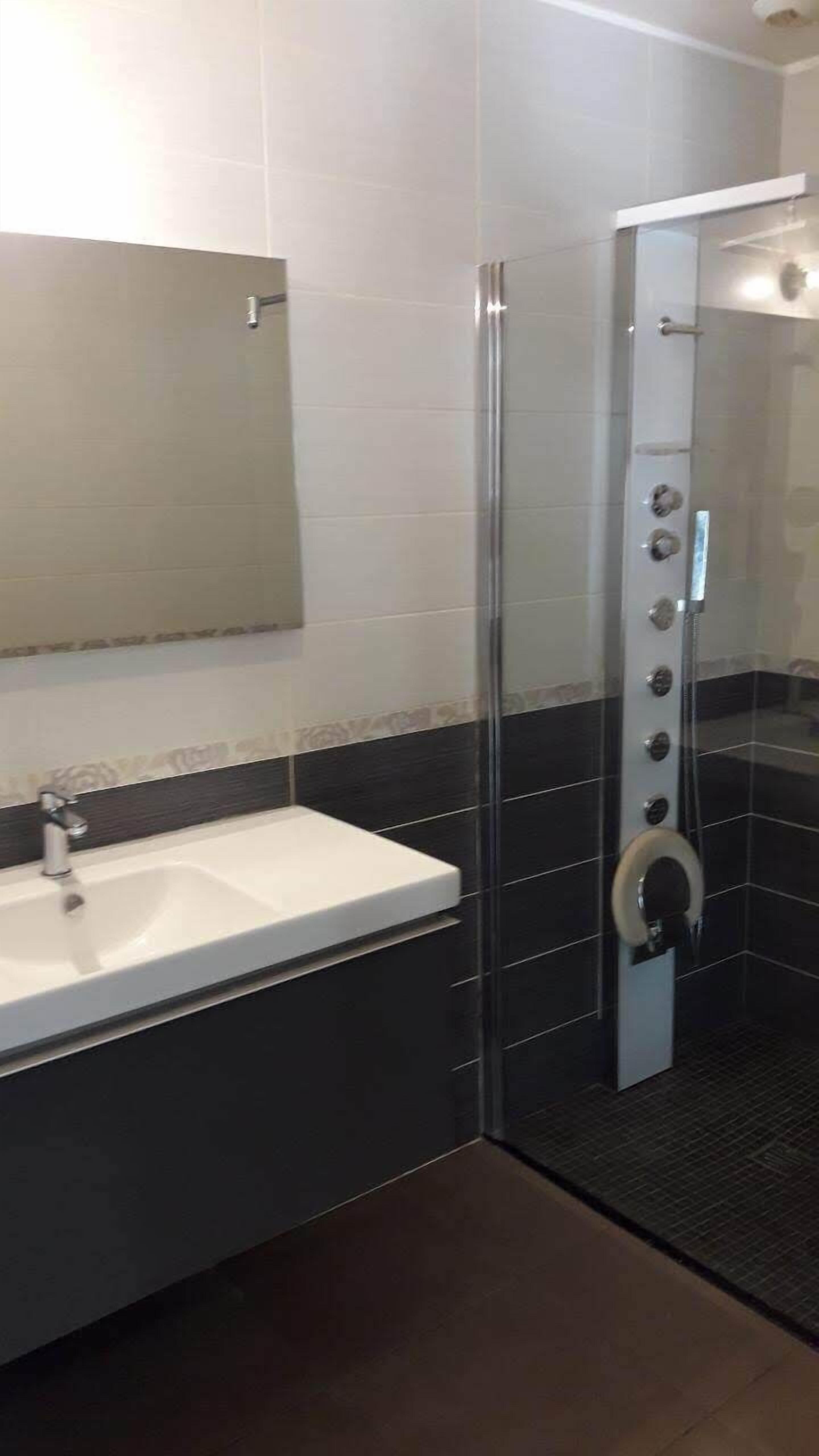 T2 in the heart of Porticcio - Spacious terrace with stunning sea views!