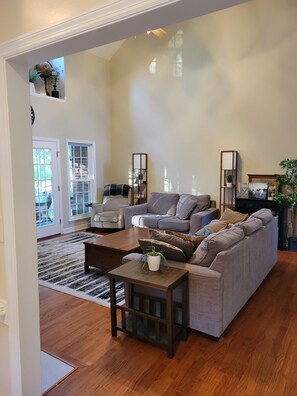 TV, fireplace, video games, offices
