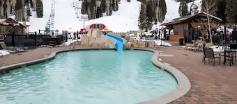 Condo sleeps 4 at a budget price. Only 200 yards from 6 person chairlift!