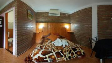 Kamar Standar | Seprai antialergi, meja kerja, Wi-Fi gratis, dan seprai linen