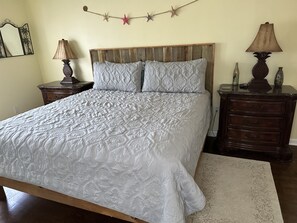 3 bedrooms, iron/ironing board, travel cot, free WiFi