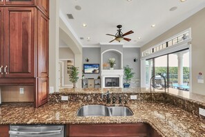 Interior - Beautiful 6 Bedroom House In Reunion Resort And Spa (Kissimmee)