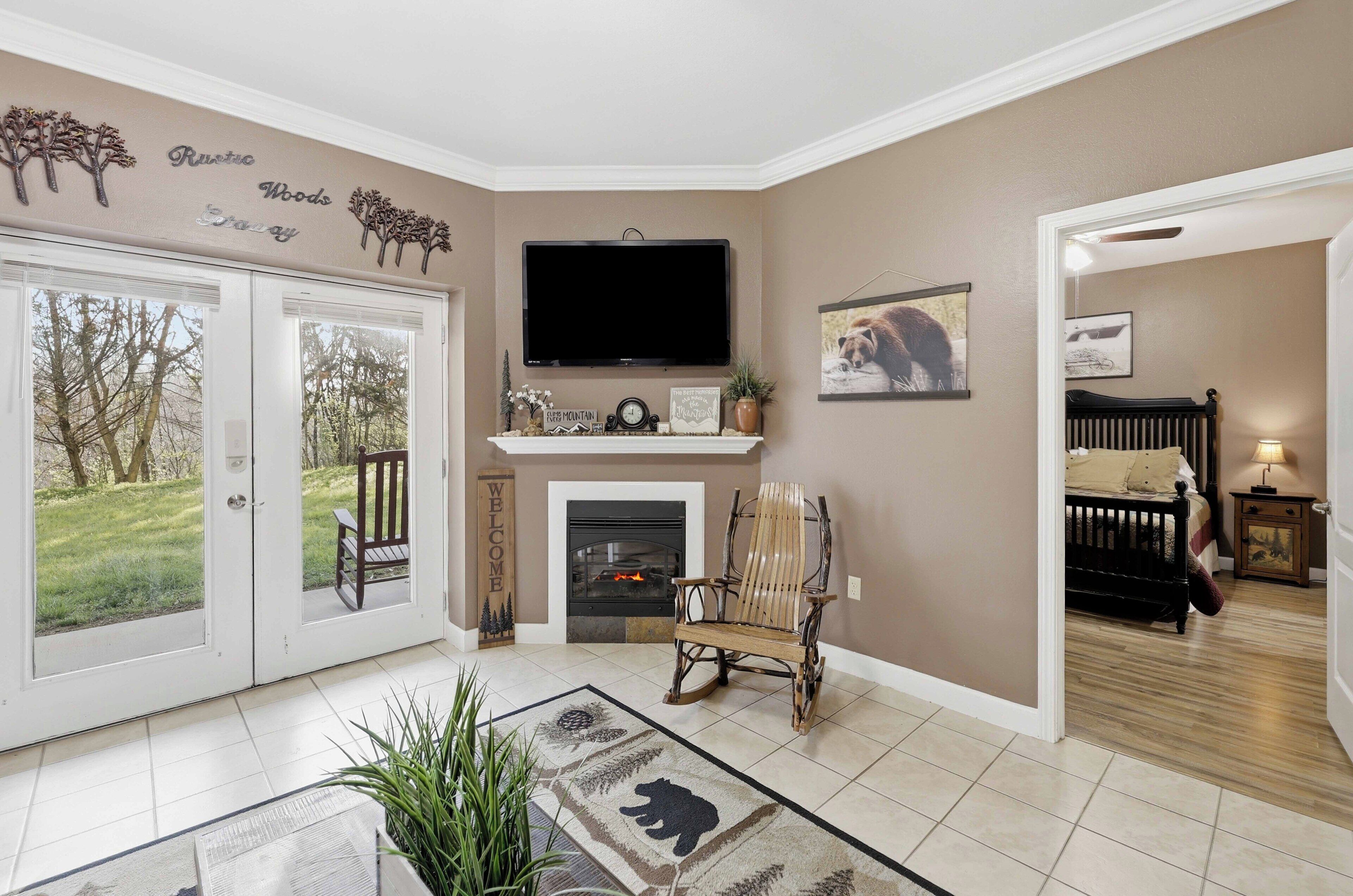 Rusticwoods Getaway - Sevierville, TN