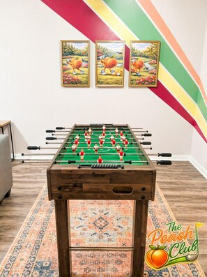 Game room - The Peach Club - Across from the Augusta National (Augusta)