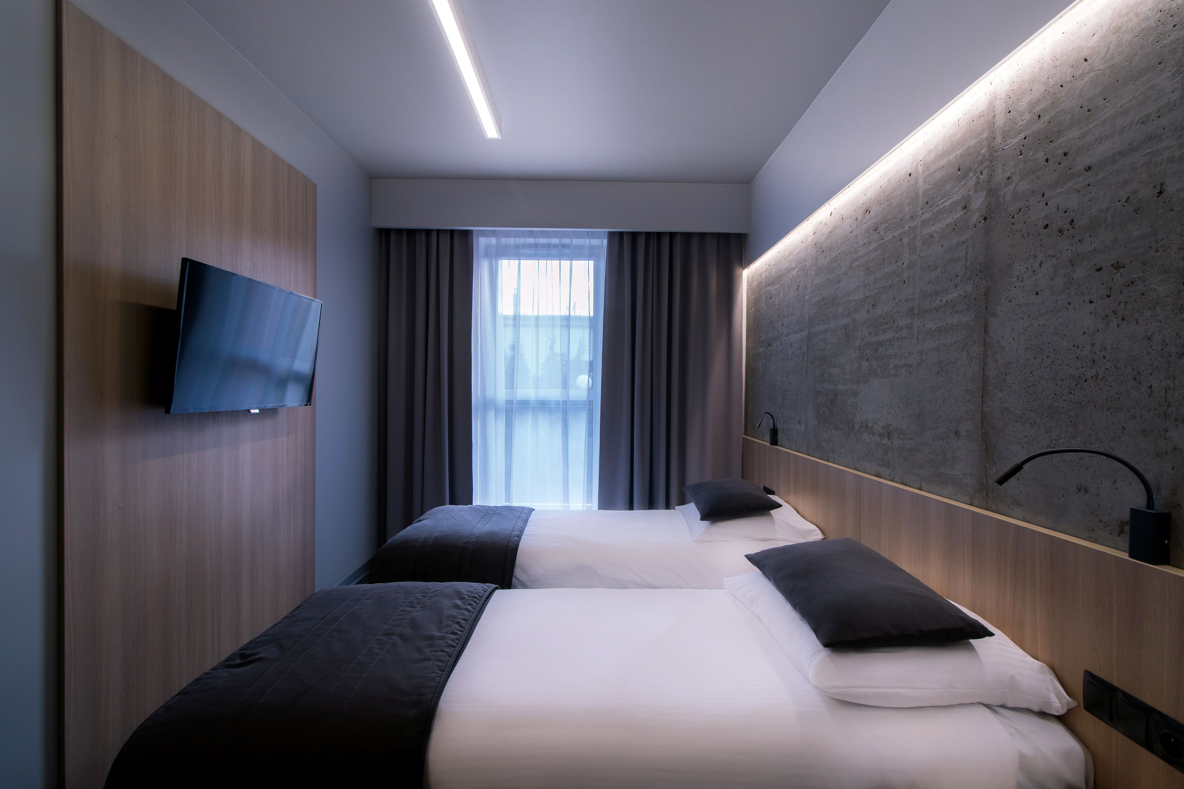 design twin room, 2 single beds, non smoking | premium bedding, memory-foam beds, in-room safe, individually decorated