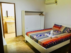 Deluxe Double Room, 1 Queen Bed, Non Smoking