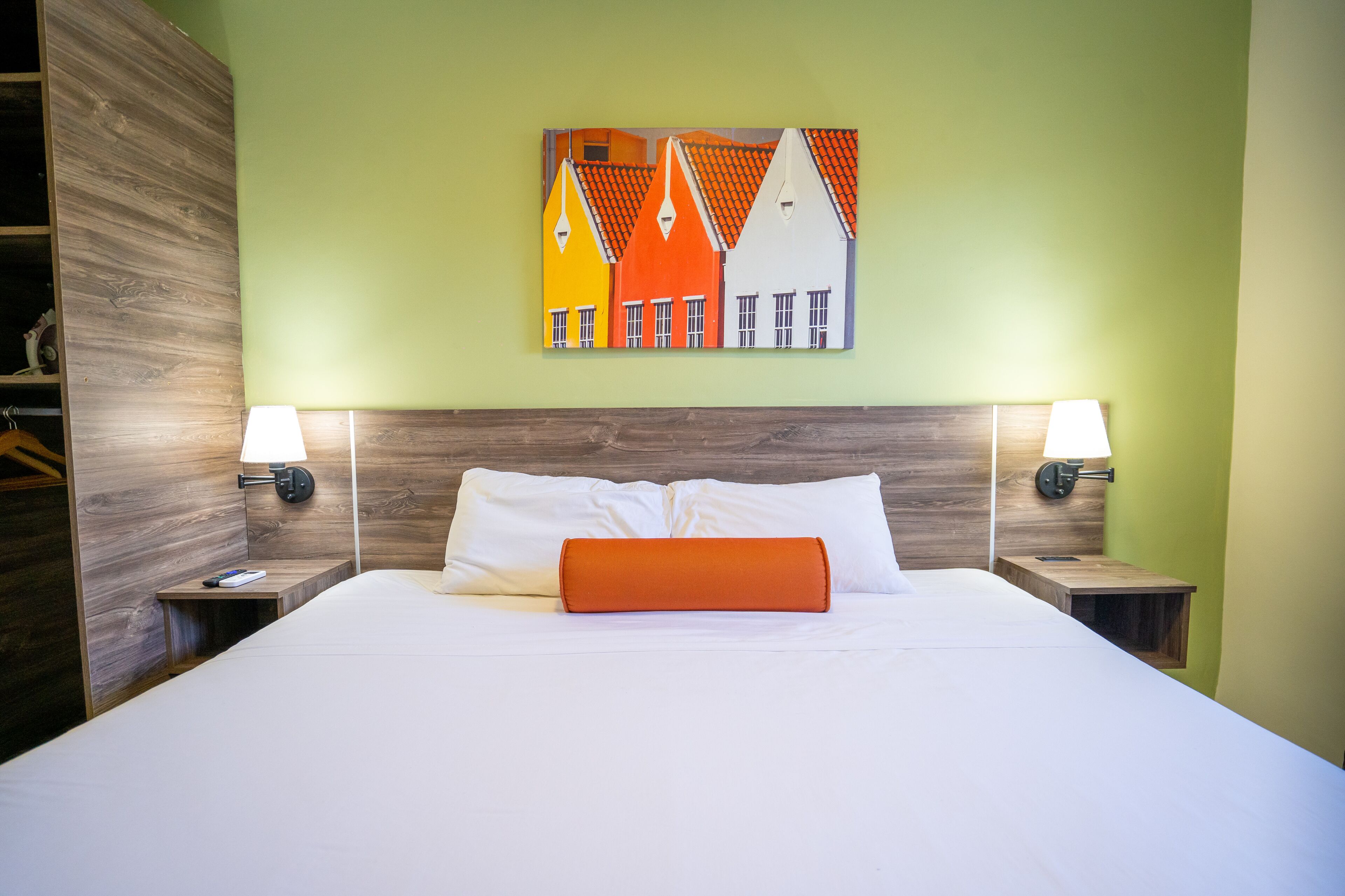 standard room, 1 bedroom, non smoking, pool view | room amenity