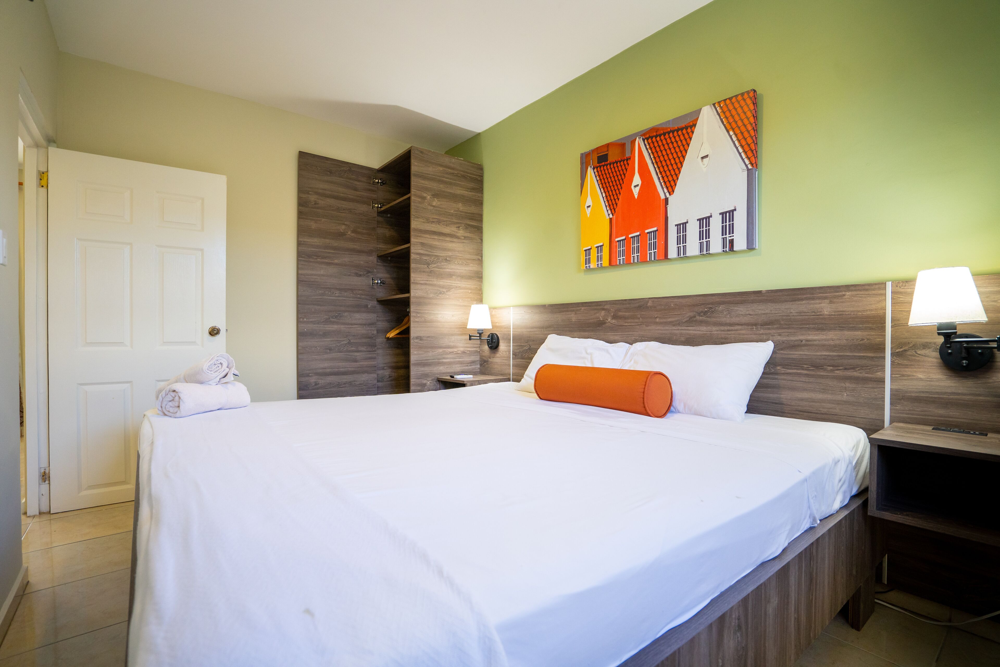 standard room, 1 bedroom, non smoking, pool view | room amenity