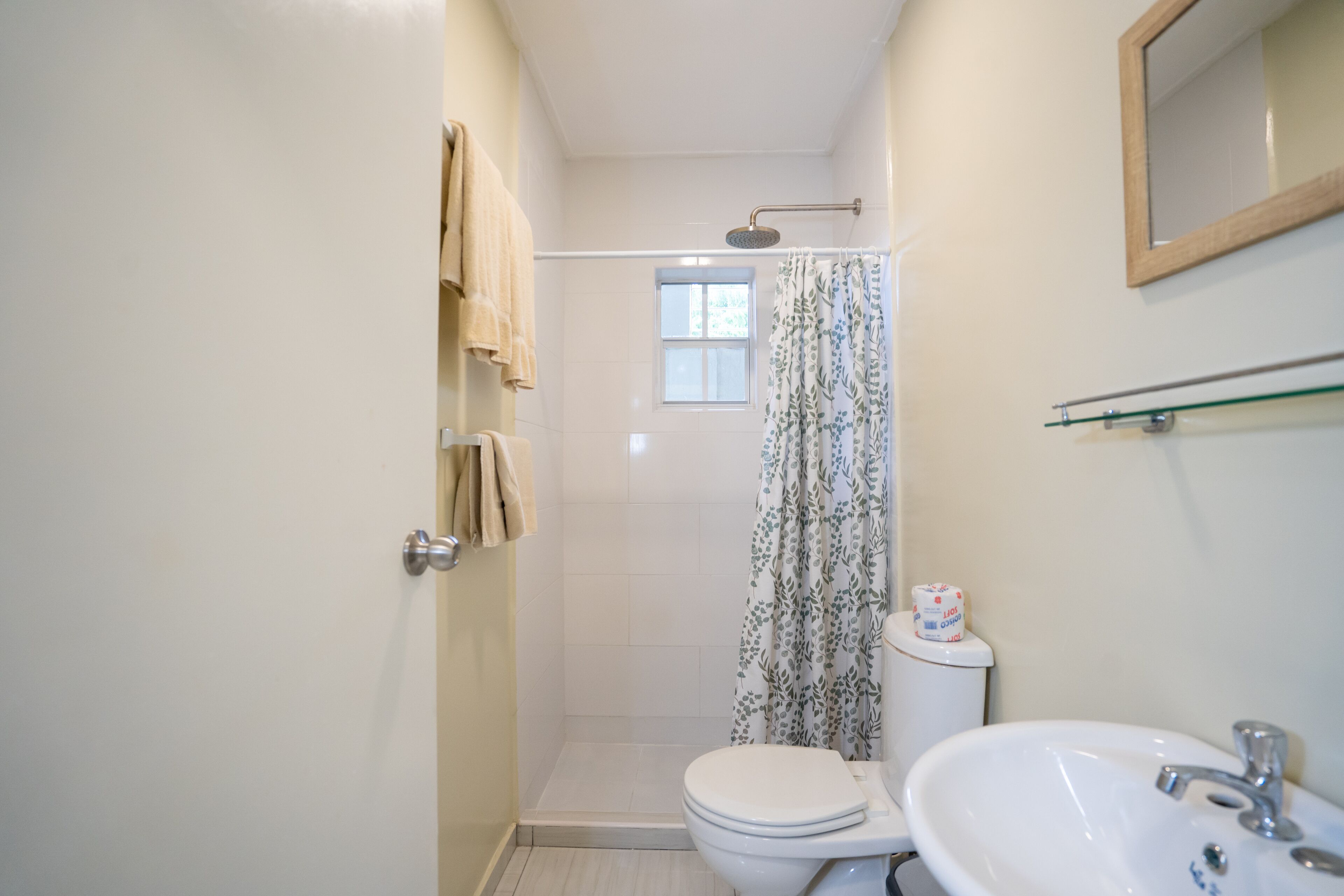 shower, rainfall showerhead, free toiletries, soap