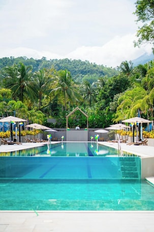 Piscina de natación o entrenamiento