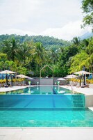 Piscina de natación o entrenamiento