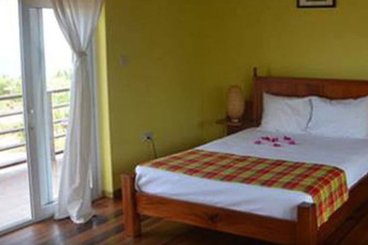 Villa Confort, 1 grand lit et 1 canapé-lit, non-fumeur, vue sur l’océan | Coffre-fort, bureau, système d’insonorisation, accès au Wi-Fi (inclus)