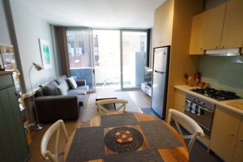 East End CBD Apt-2 Beds+sofabed+free parking+Netflix