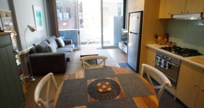 East End CBD Apt-2 Beds+sofabed+free parking+Netflix